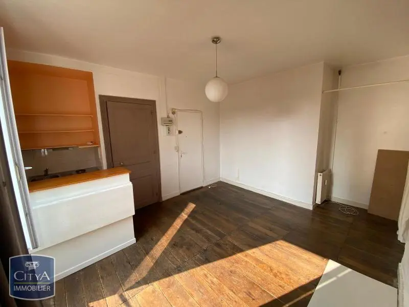 Photo 2 Appartement 1 pièce 21.7m²