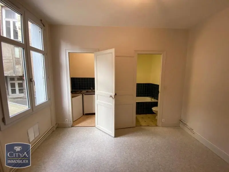Photo 2 Appartement 1 pièce 17.22m²