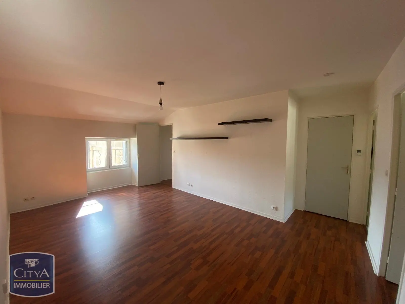 Photo 1 Appartement 3 pièces 56.08m²