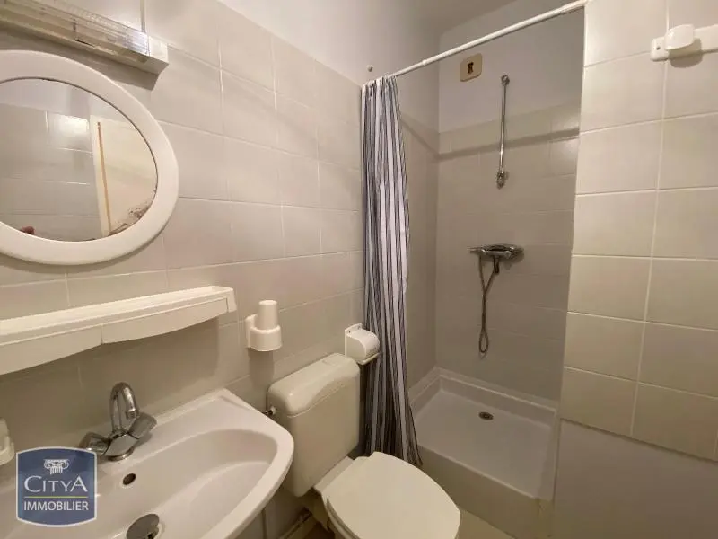 Photo 3 Appartement 1 pièce 19.76m²