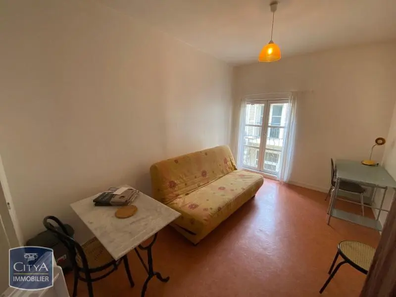 Photo 1 Appartement 1 pièce 19.76m²