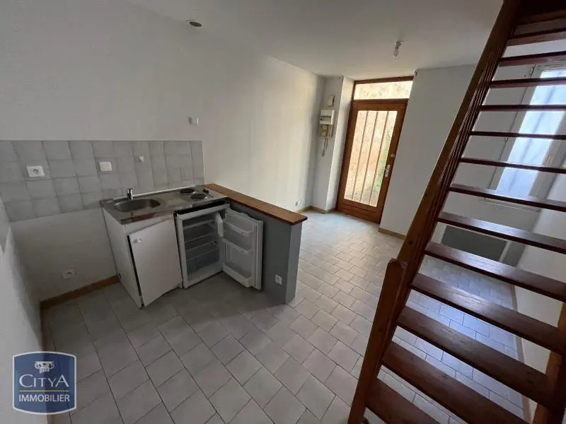 Photo 2 Appartement 1 pièce 25.23m²