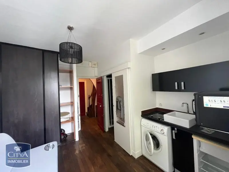 Photo 2 Appartement 1 pièce 12.7m²