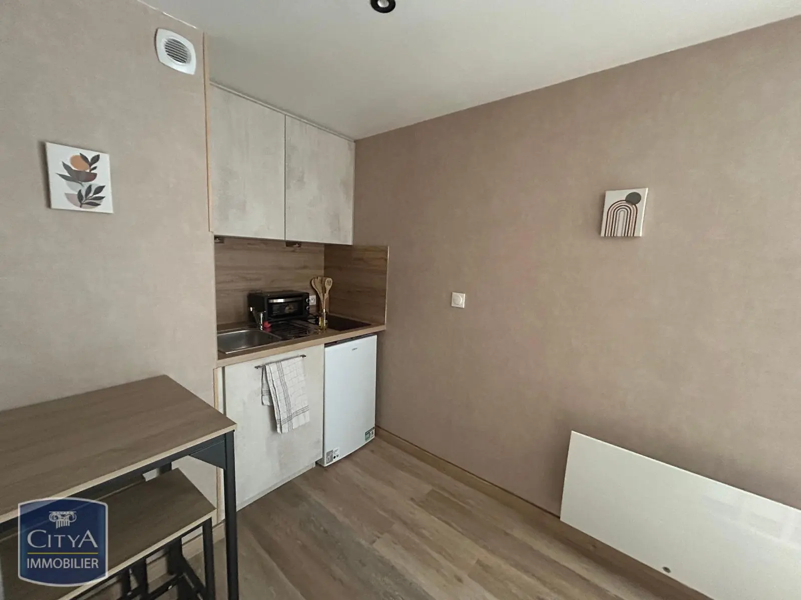 Photo 1 Appartement 1 pièce 17m²