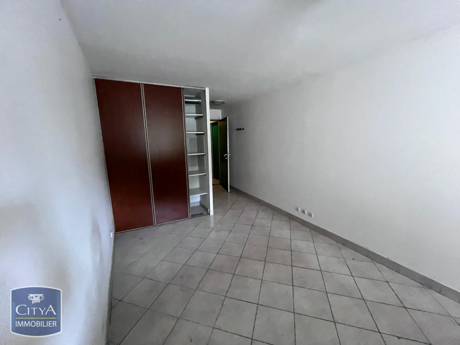 Photo 2 Appartement 1 pièce 25.16m²