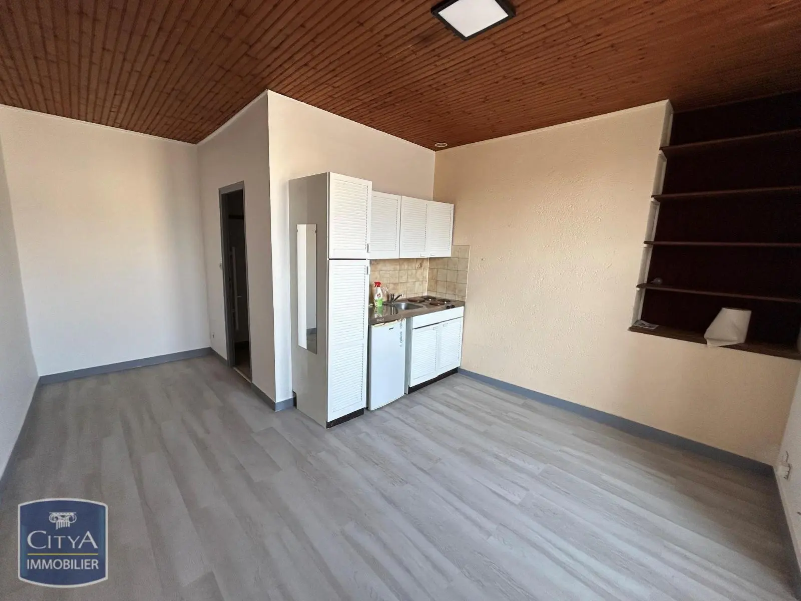 Photo 1 Appartement 1 pièce 20m²