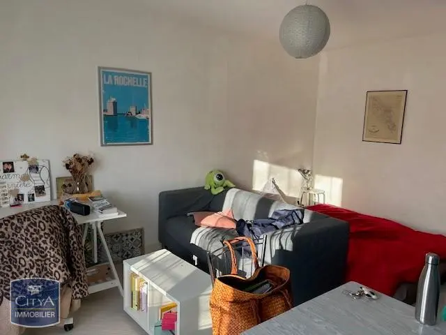 Photo 2 Appartement 1 pièce 25.57m²