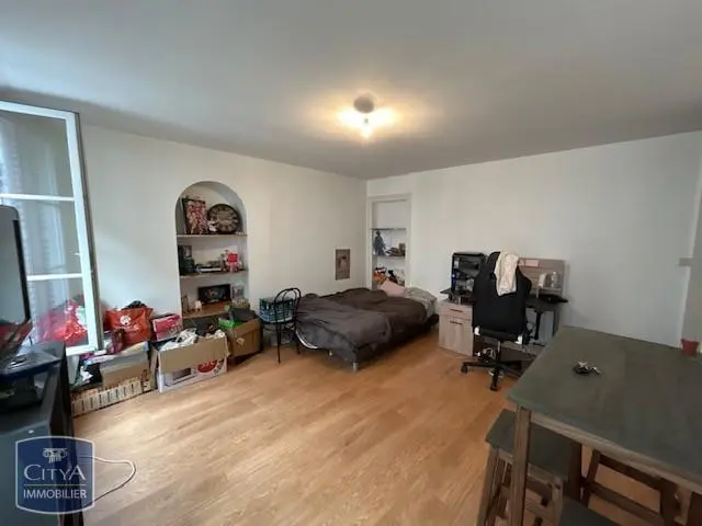 Photo 1 Appartement 1 pièce 27m²