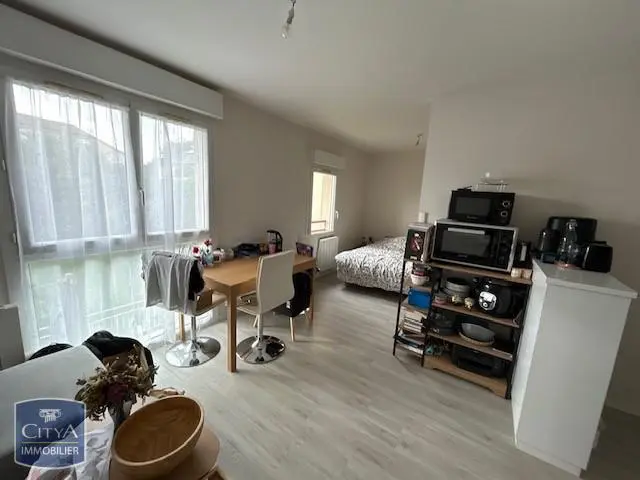 Photo 1 Appartement 1 pièce 28.38m²