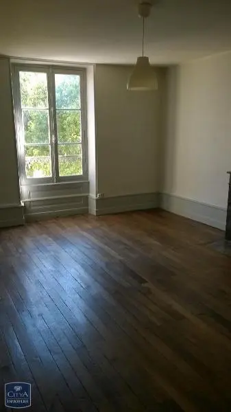 Photo 1 Appartement 1 pièce 30.87m²