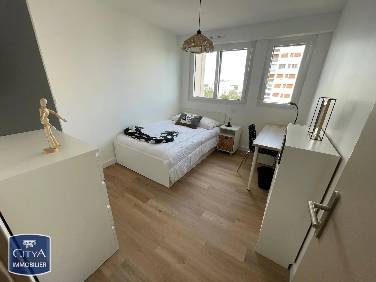 Photo 1 Appartement 1 pièce 9.71m²