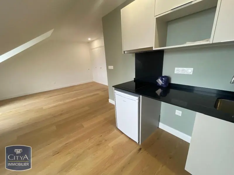 Photo 3 Appartement 1 pièce 28.43m²