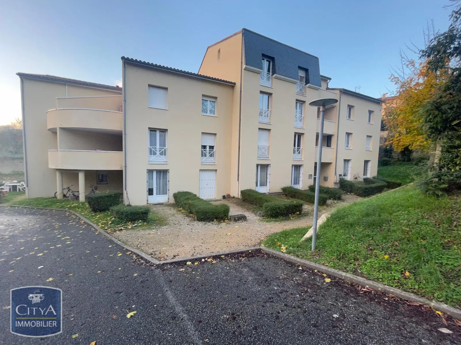 Photo 1 Appartement 1 pièce 21.09m²