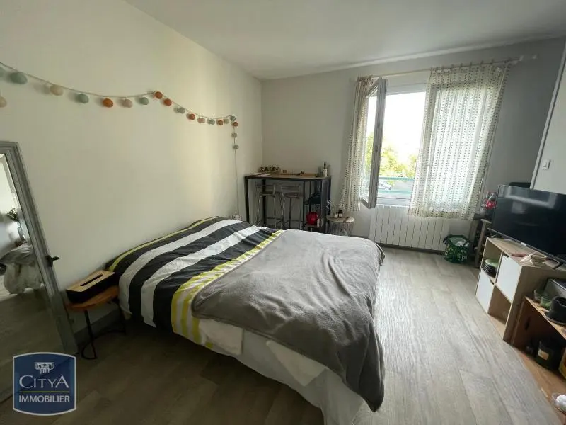Photo 1 Appartement 1 pièce 23.49m²