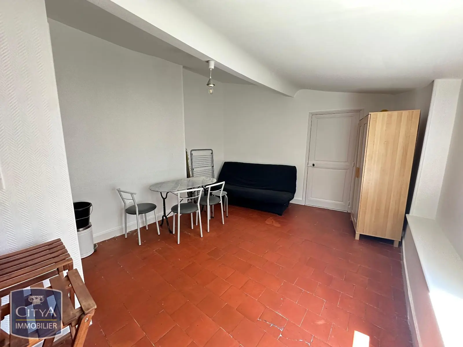 Photo 1 Appartement 1 pièce 19.94m²