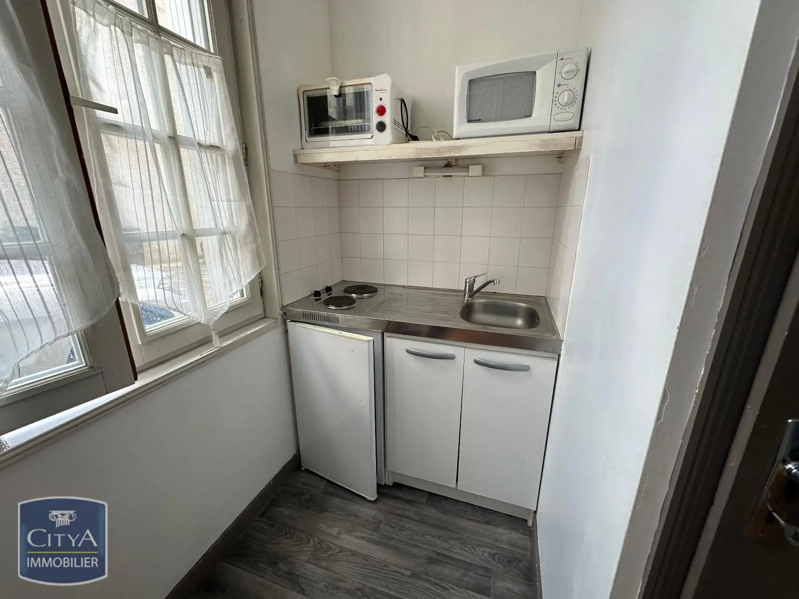 Photo 3 Appartement 1 pièce 13.83m²