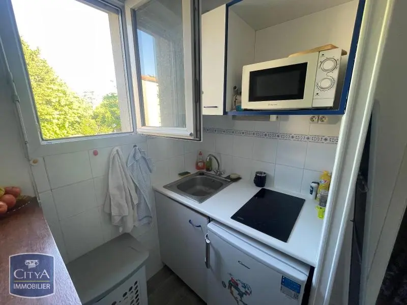 Photo 3 Appartement 1 pièce 24.82m²