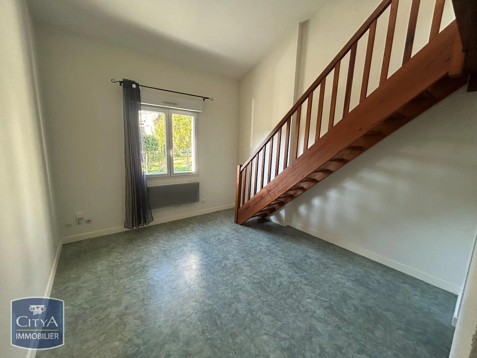 Photo 2 Appartement 1 pièce 30.55m²
