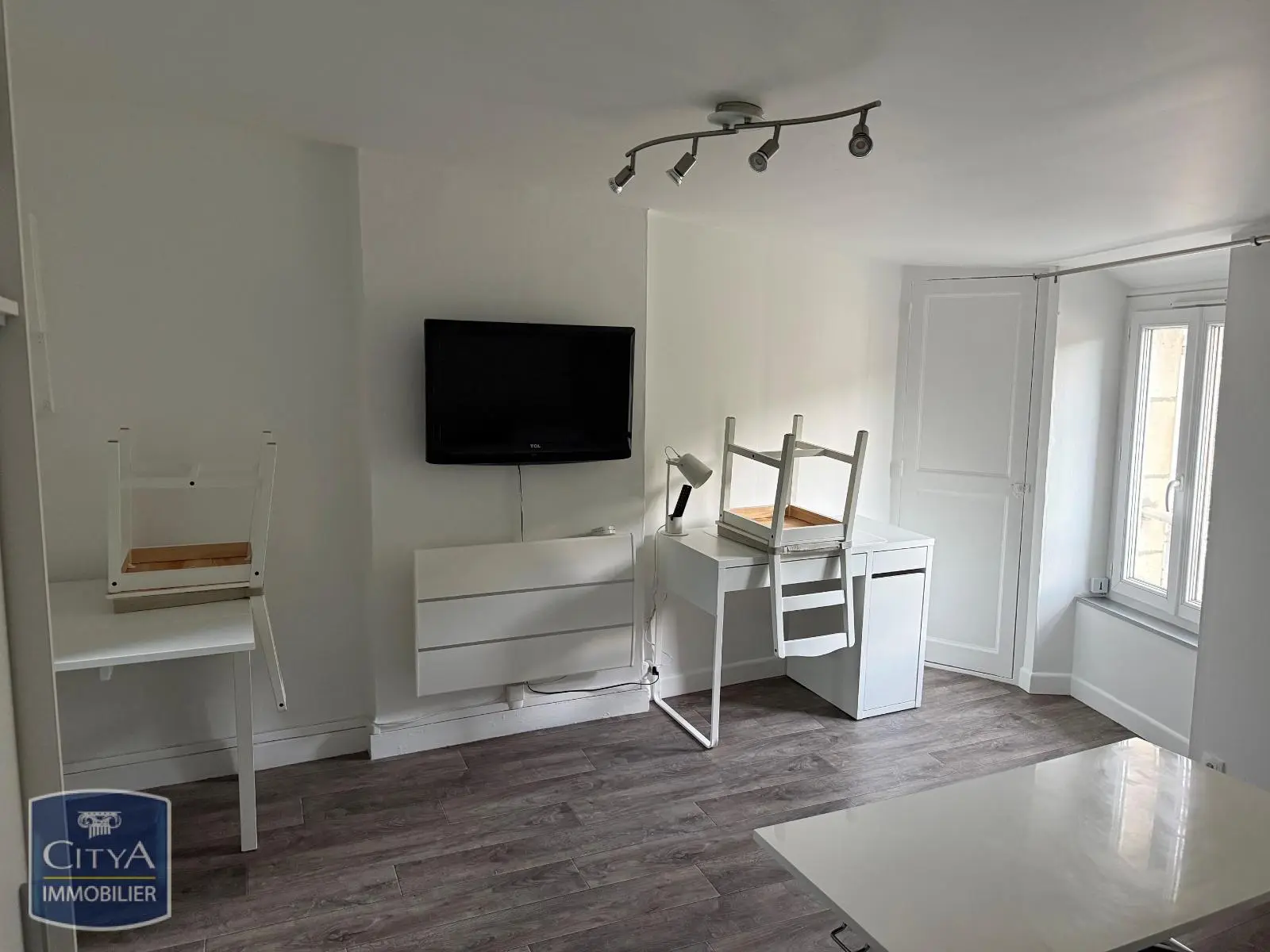 Photo 1 Appartement 1 pièce 22.5m²