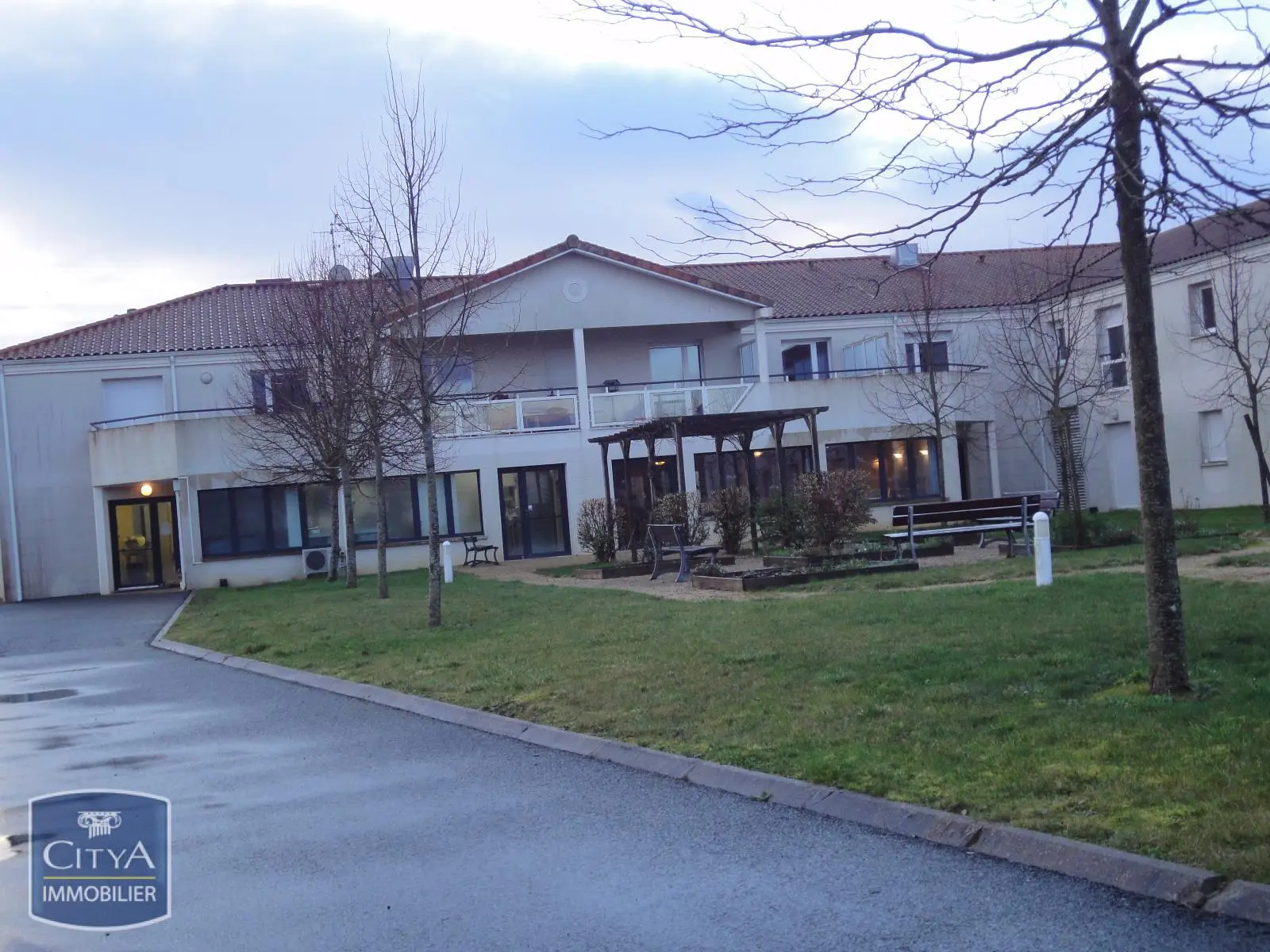 Photo 2 appartement Fontaine-le-Comte