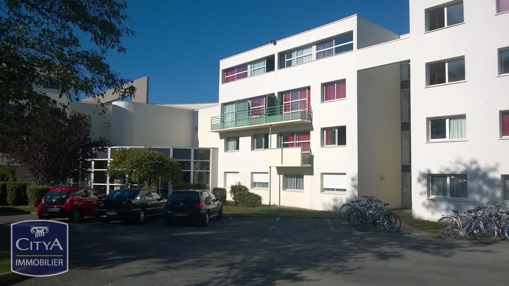 Photo 1 Appartement 1 pièce 15.96m²