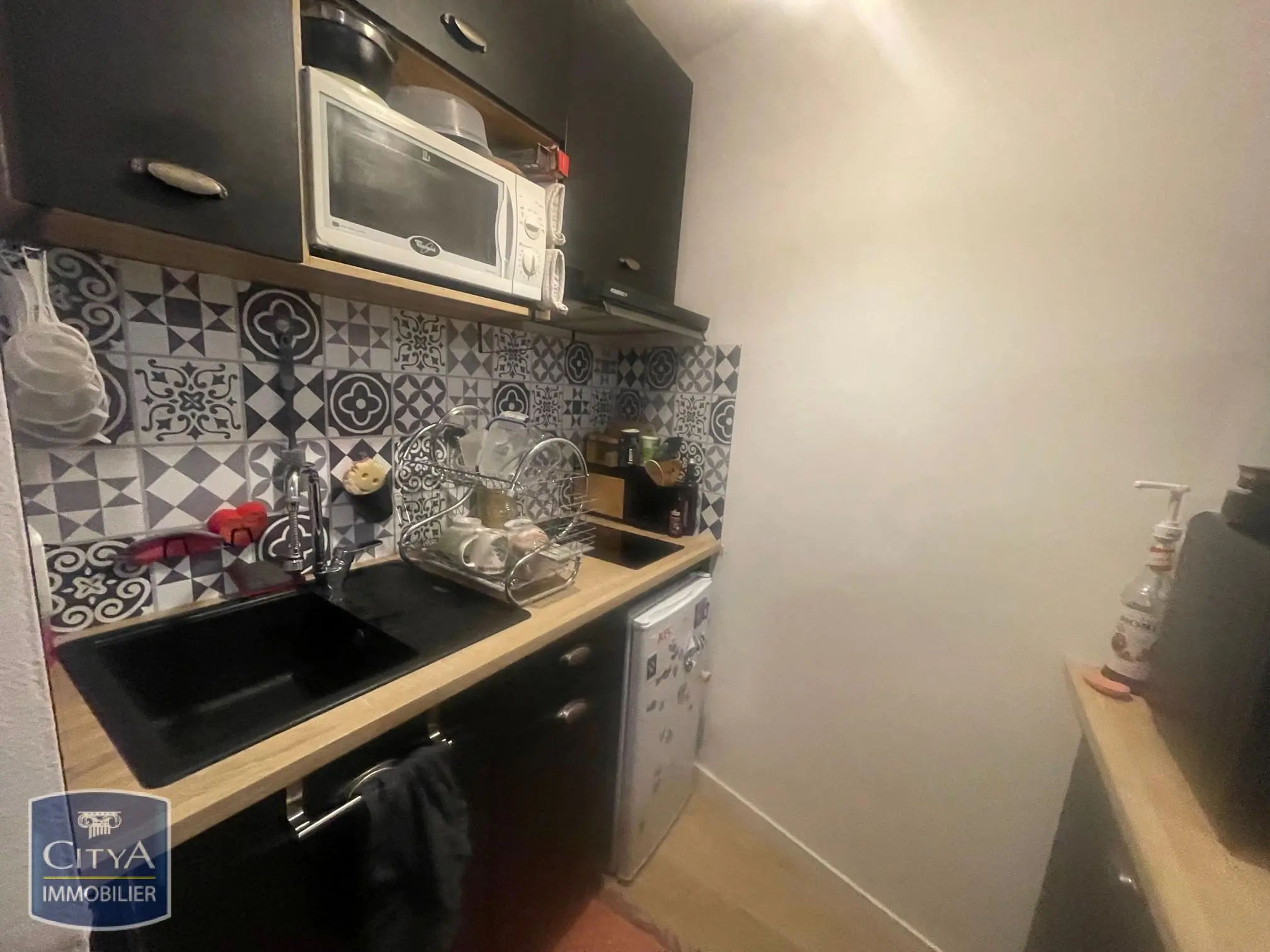 Photo 2 Appartement 1 pièce 22.31m²