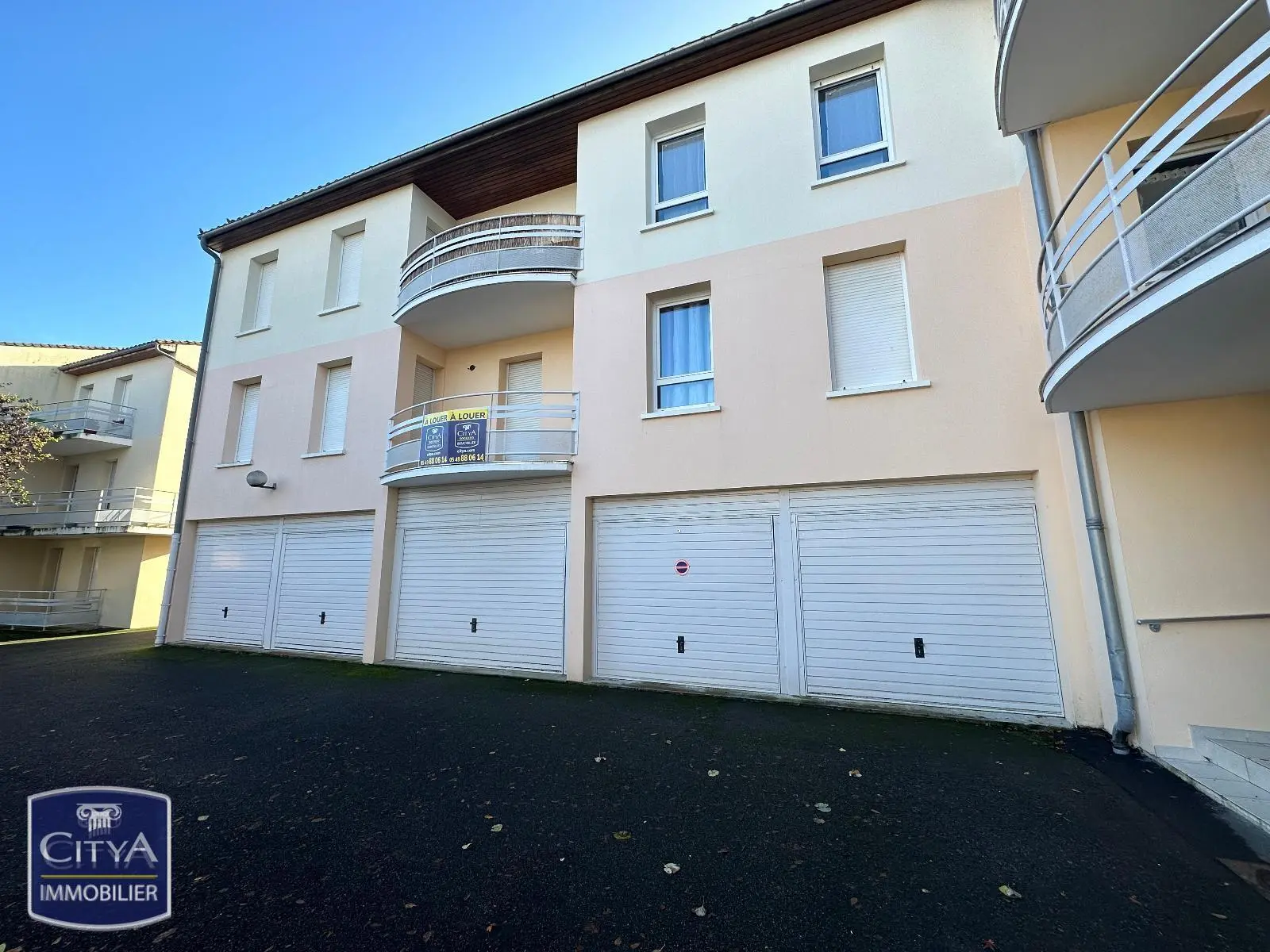 Photo 1 Appartement 1 pièce 31.27m²