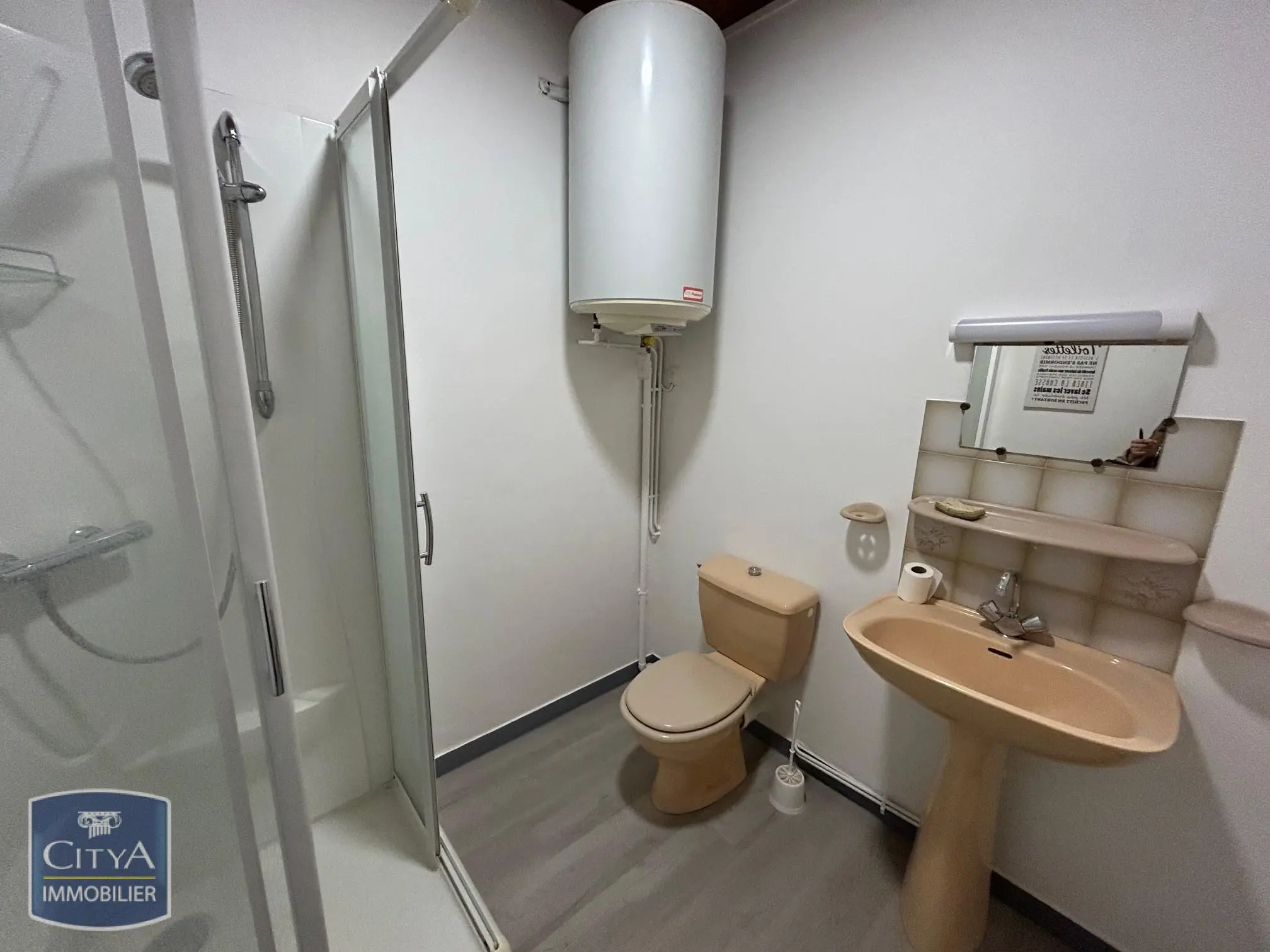 Photo 3 Appartement 1 pièce 19.56m²