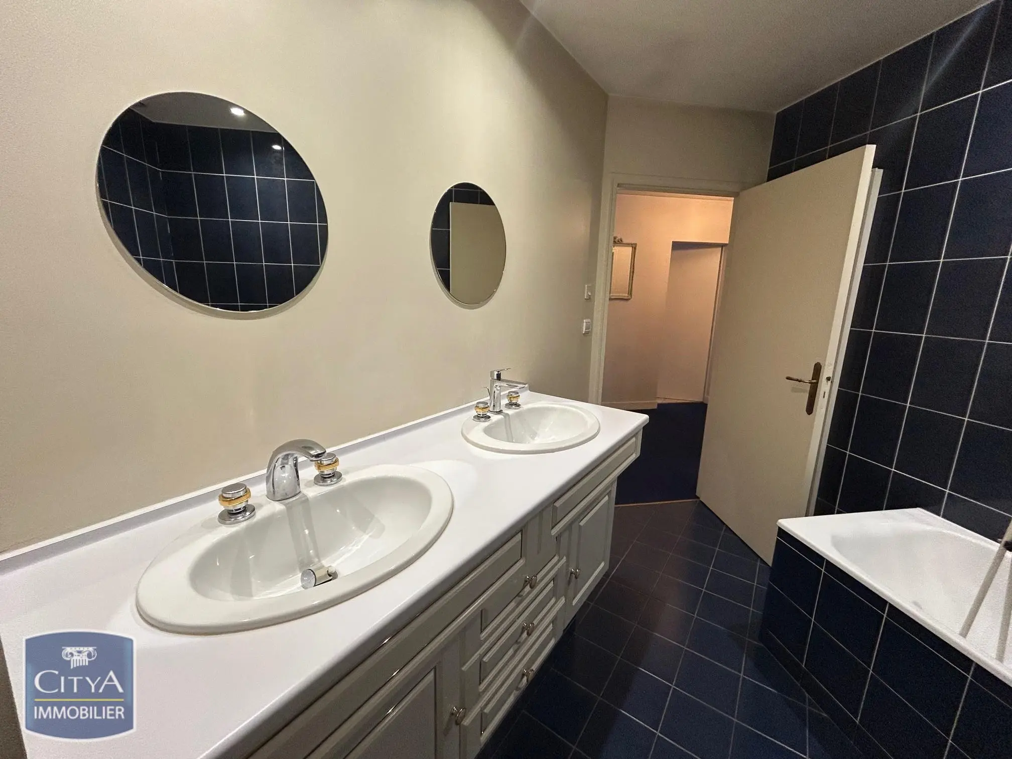 Photo 5 Maison 5 pièces 184.7m²