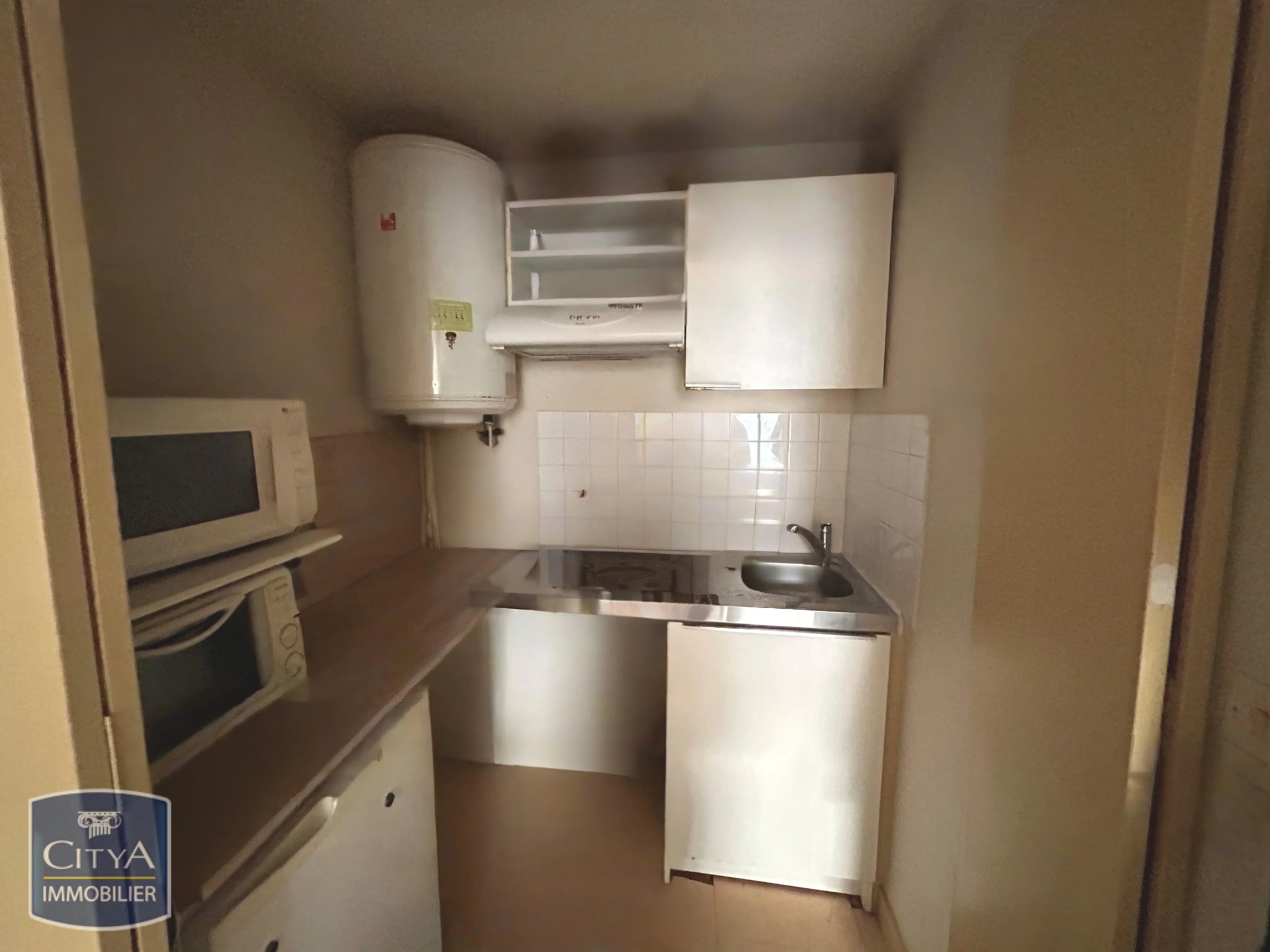 Photo 3 Appartement 1 pièce 25.42m²