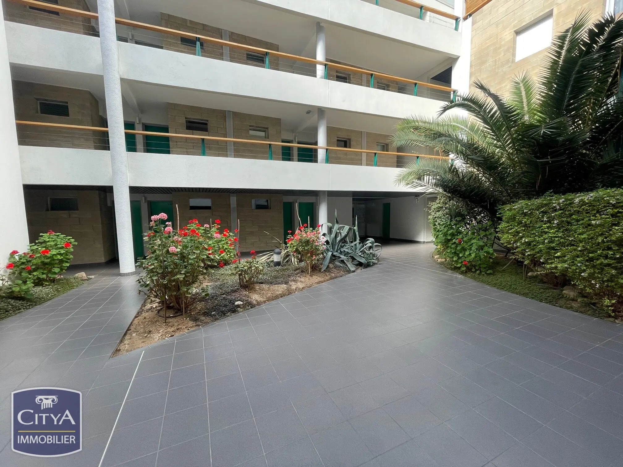 Photo 1 Appartement 1 pièce 21.3m²