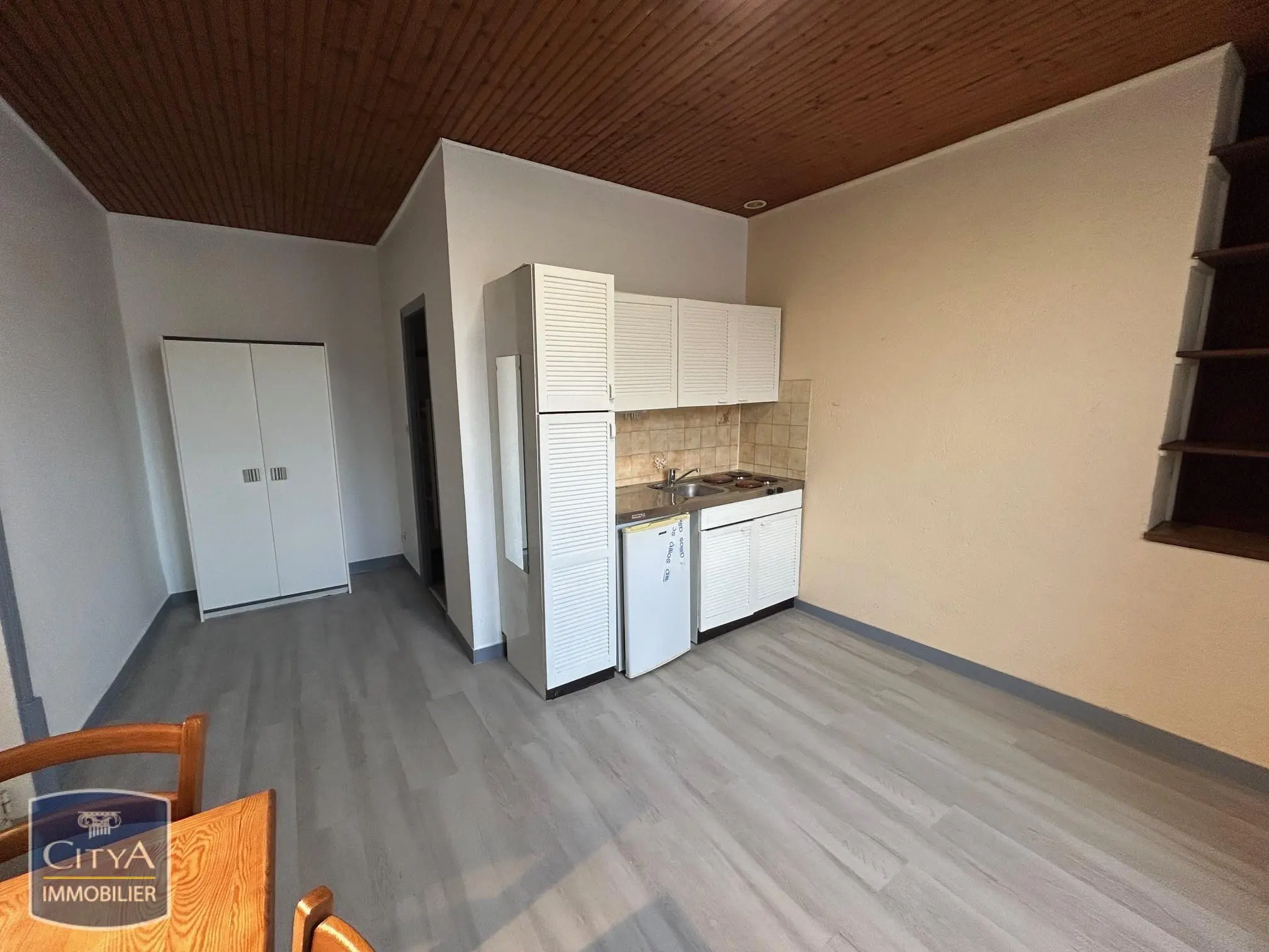 Photo 1 Appartement 1 pièce 19.56m²