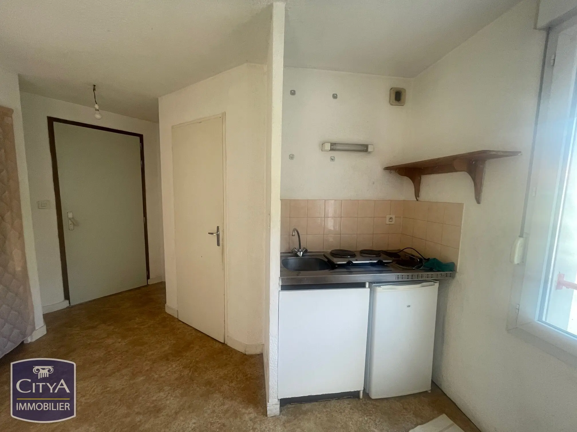Photo 2 Appartement 1 pièce 19.47m²