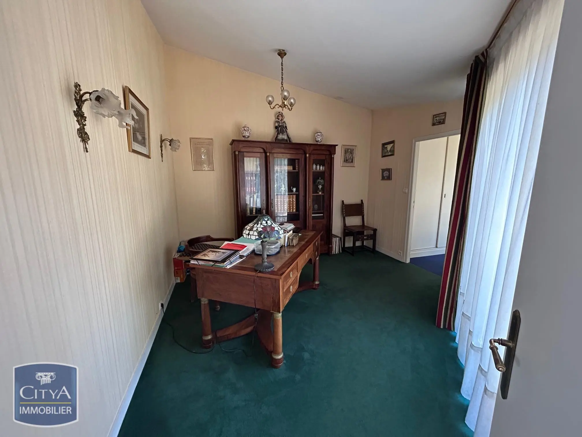 Photo 3 Maison 5 pièces 184.7m²