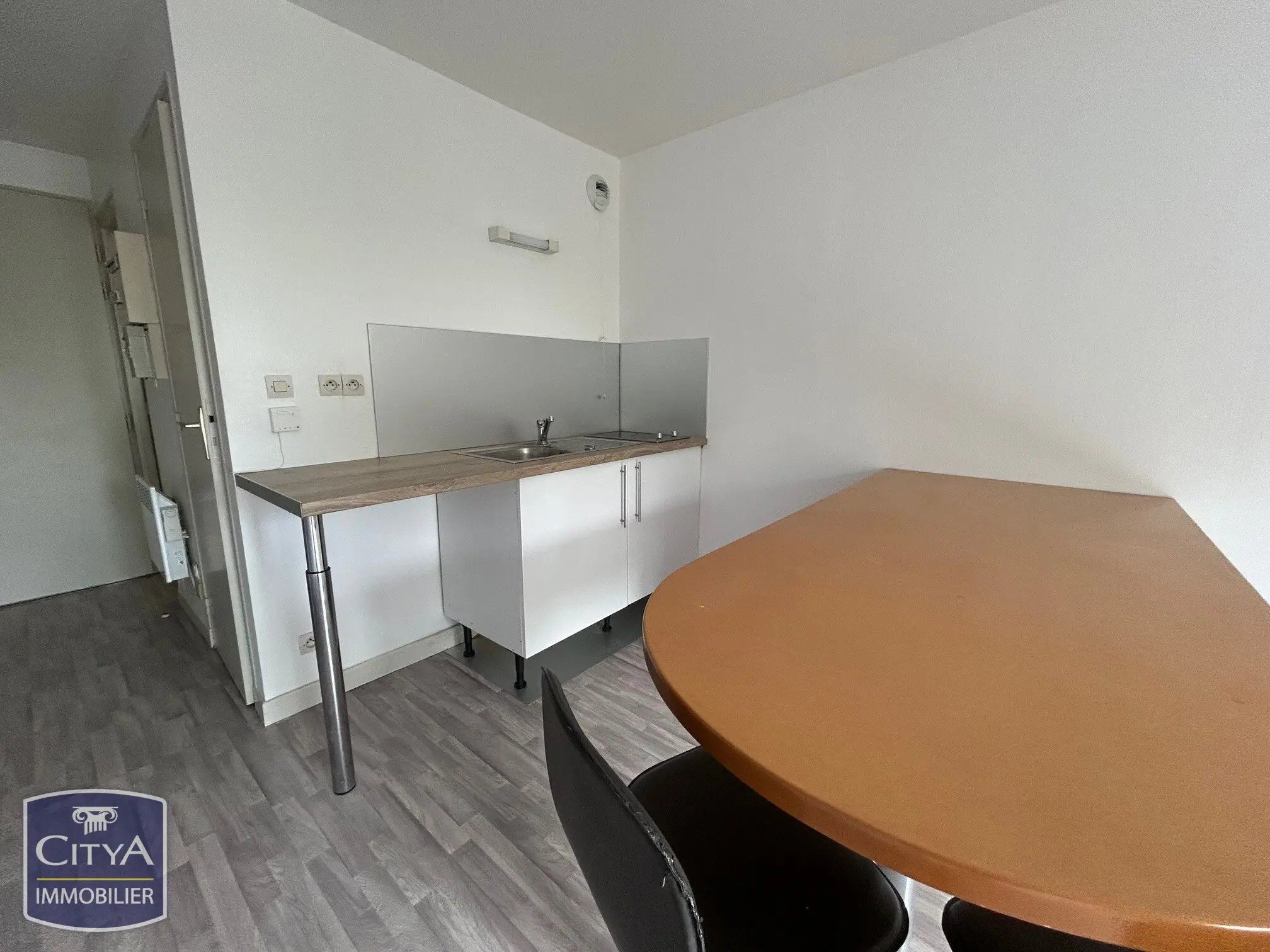 Photo 4 Appartement 1 pièce 23.53m²