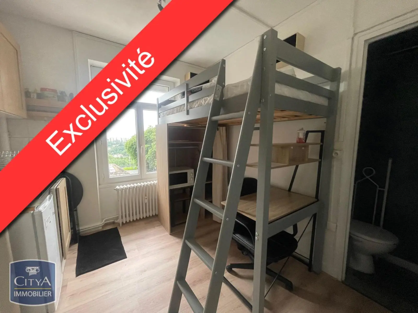 Photo 1 Appartement 1 pièce 9.54m²