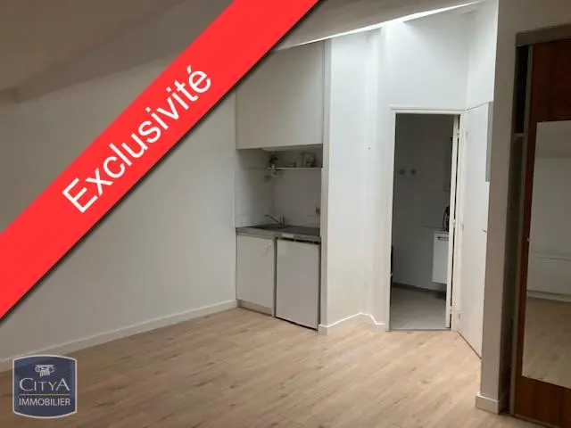 Photo 1 Appartement 1 pièce 17.6m²