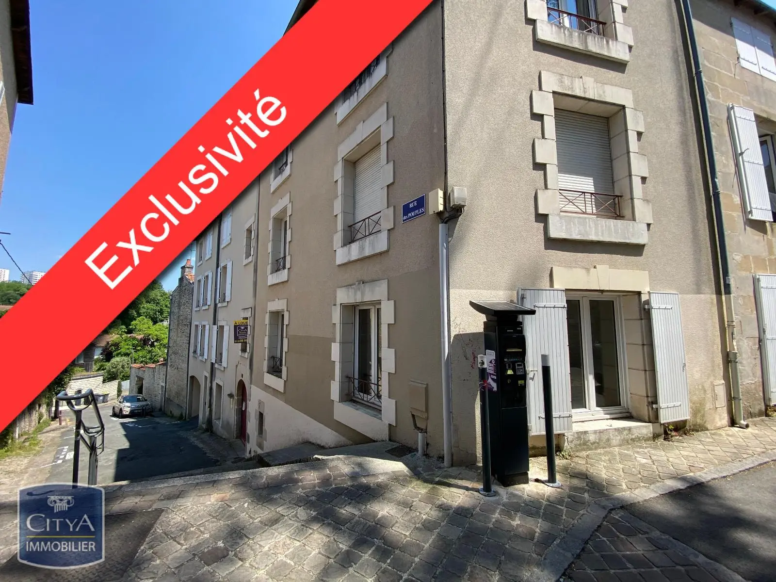 Photo 1 Appartement 1 pièce 30.4m²