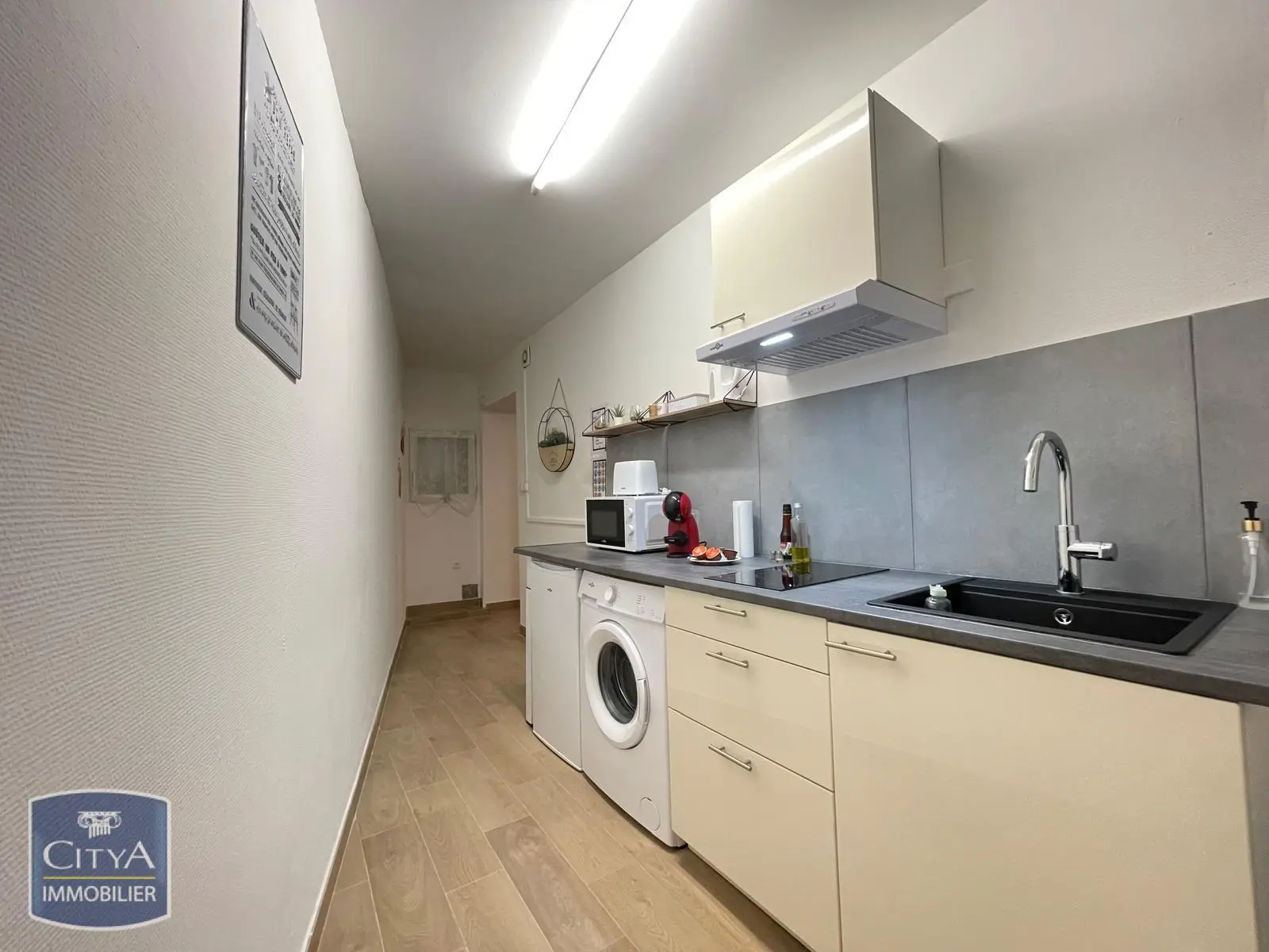 Photo 2 Immeuble 102.5m²