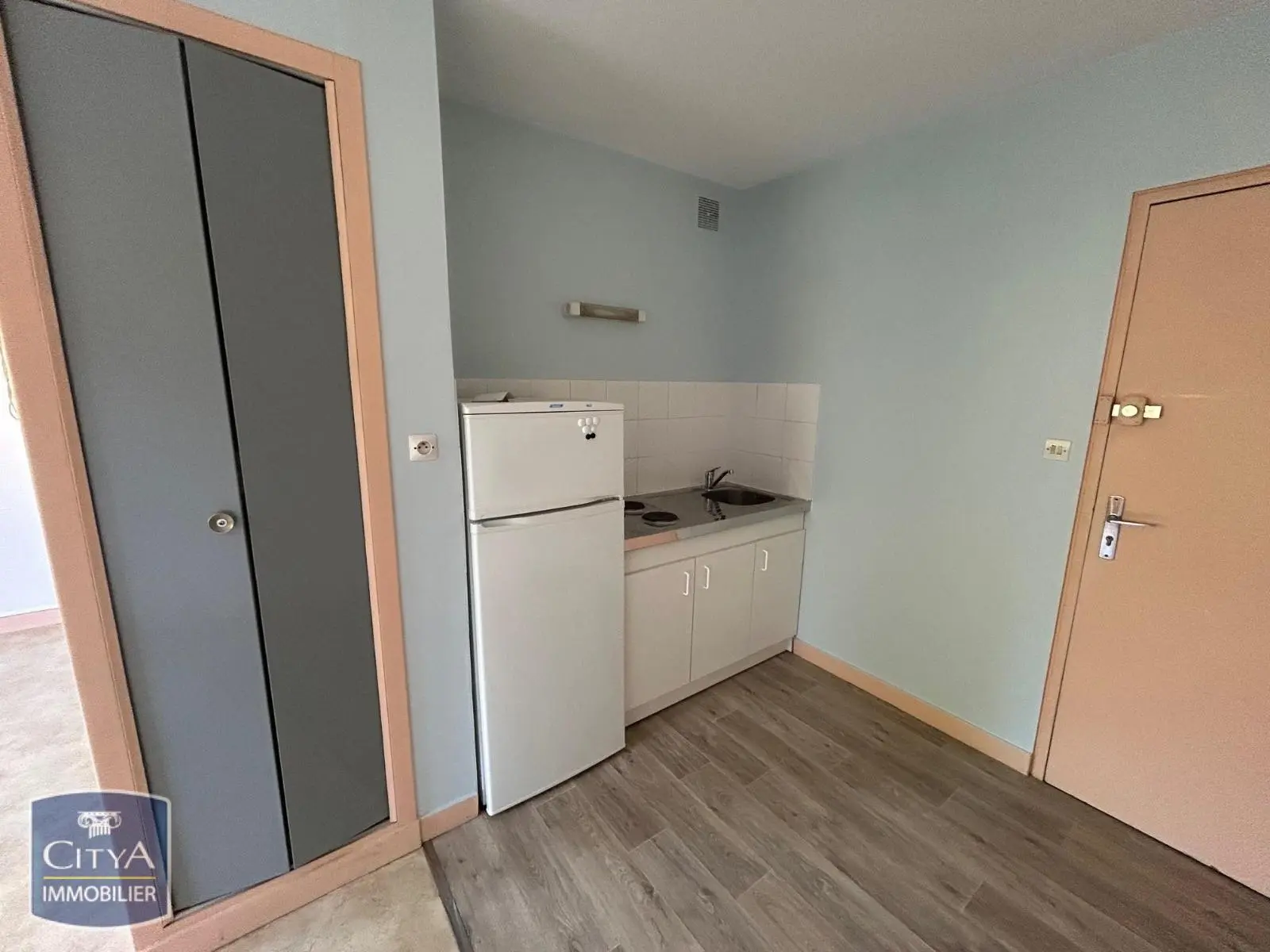 Photo 3 Appartement 1 pièce 27.87m²