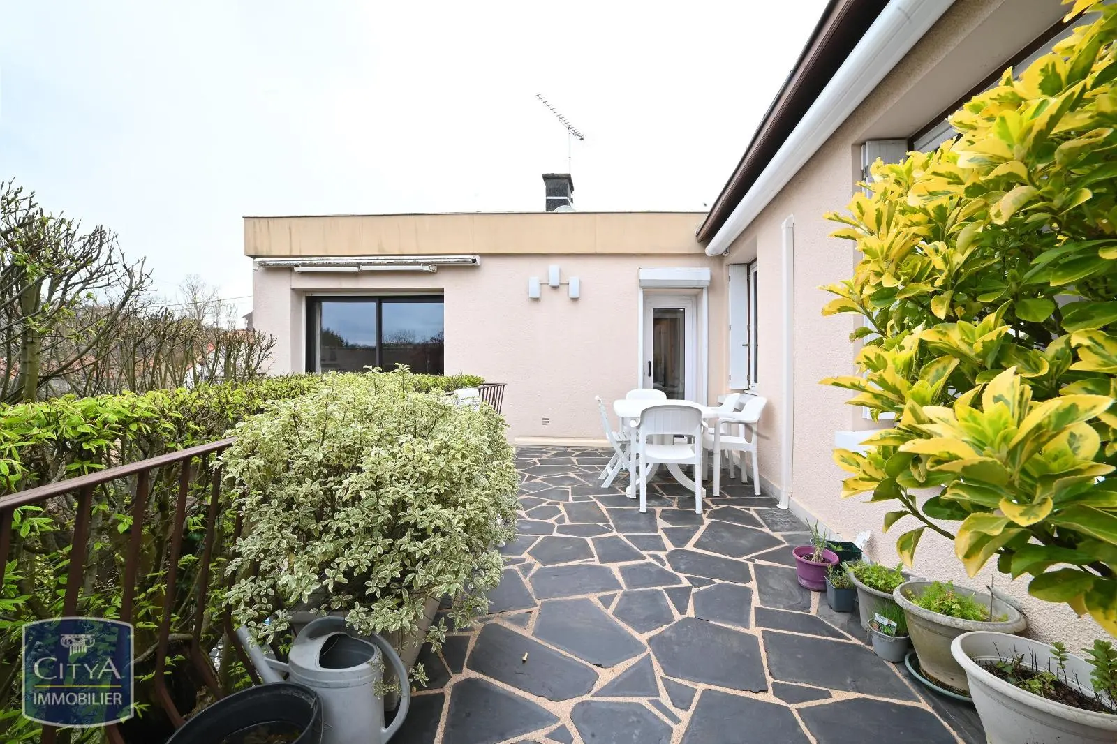 Photo 2 Maison 6 pièces 200m²