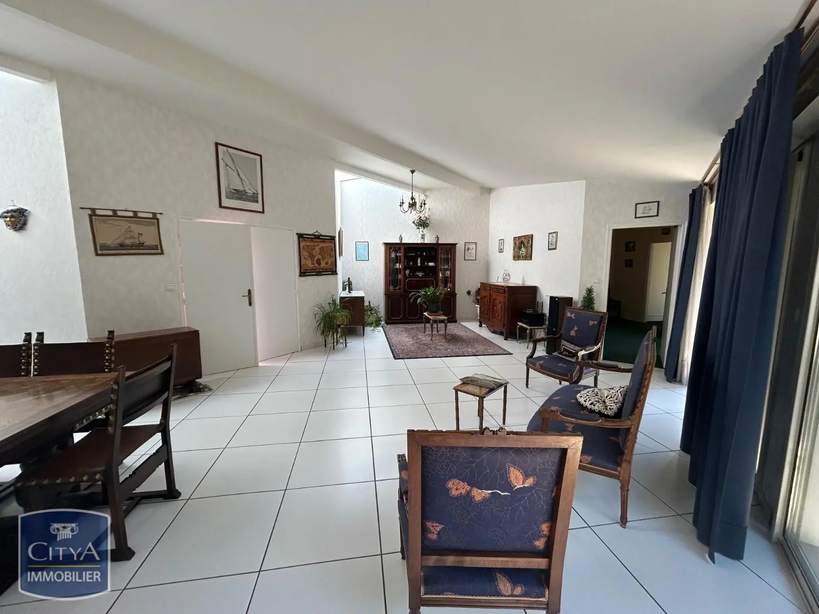Photo 8 Maison 5 pièces 184.7m²