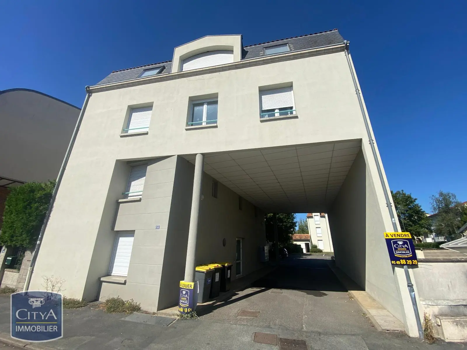 Photo 1 Appartement 1 pièce 21.65m²