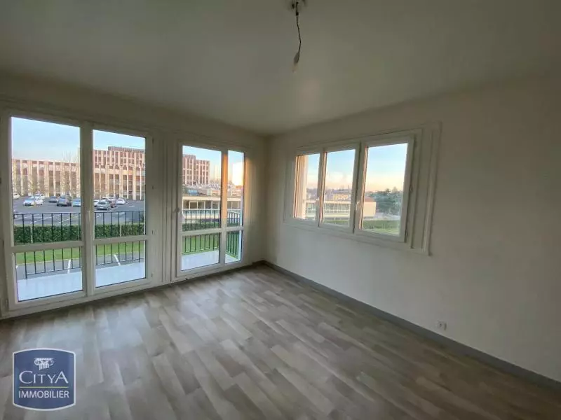 Illustration pour Appartement 3 pièces 64.59m² Photo Appartement 3 pièces 64.59m²