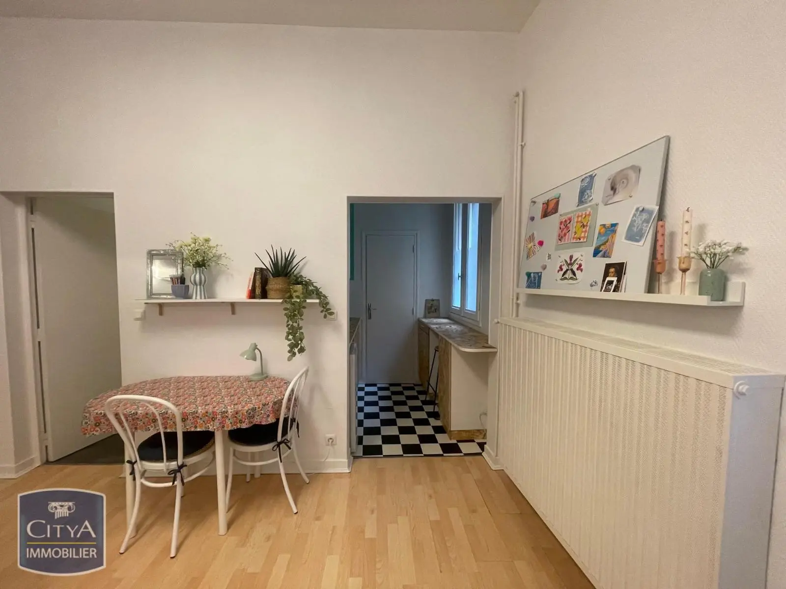 Photo 2 Appartement 1 pièce 30.02m²