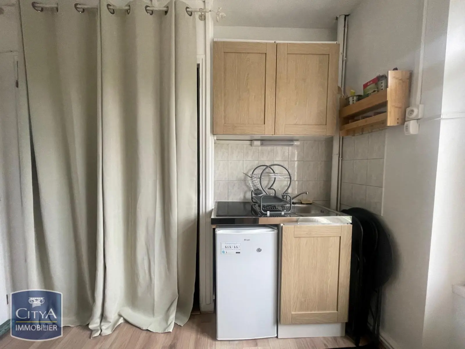 Photo 3 Appartement 1 pièce 9.54m²
