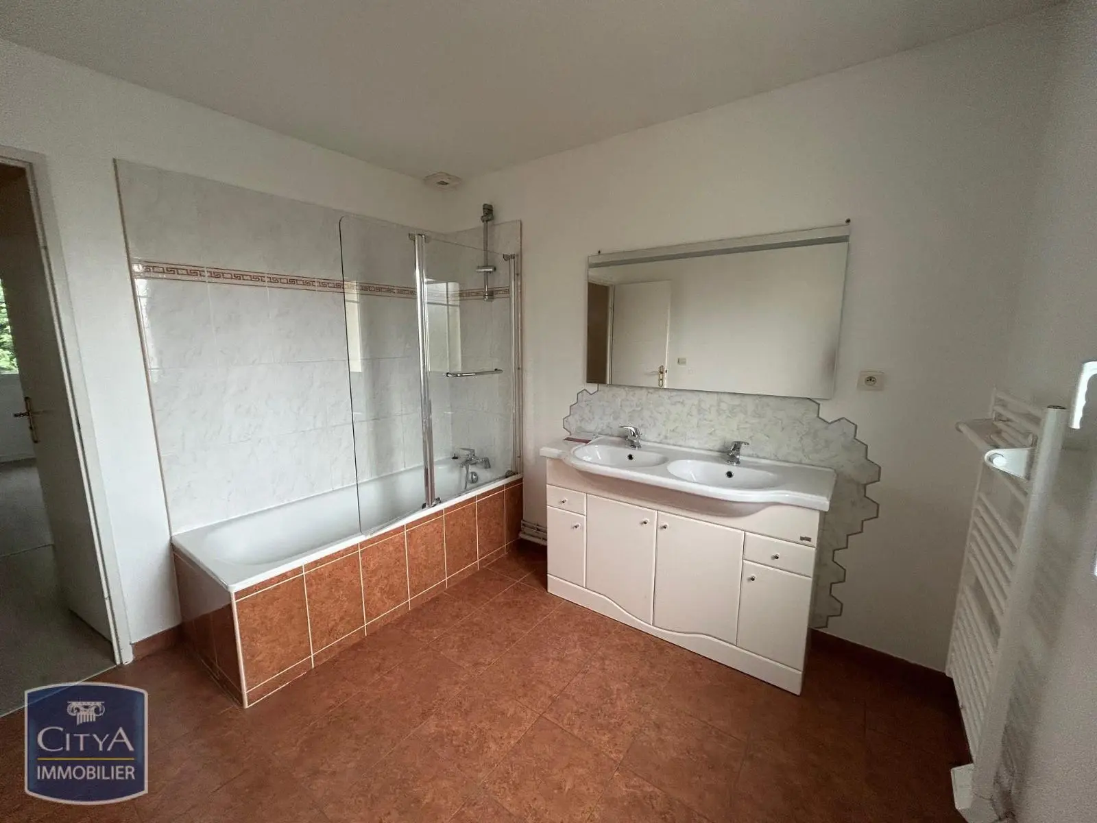 Photo 2 Maison 4 pièces 91.43m²