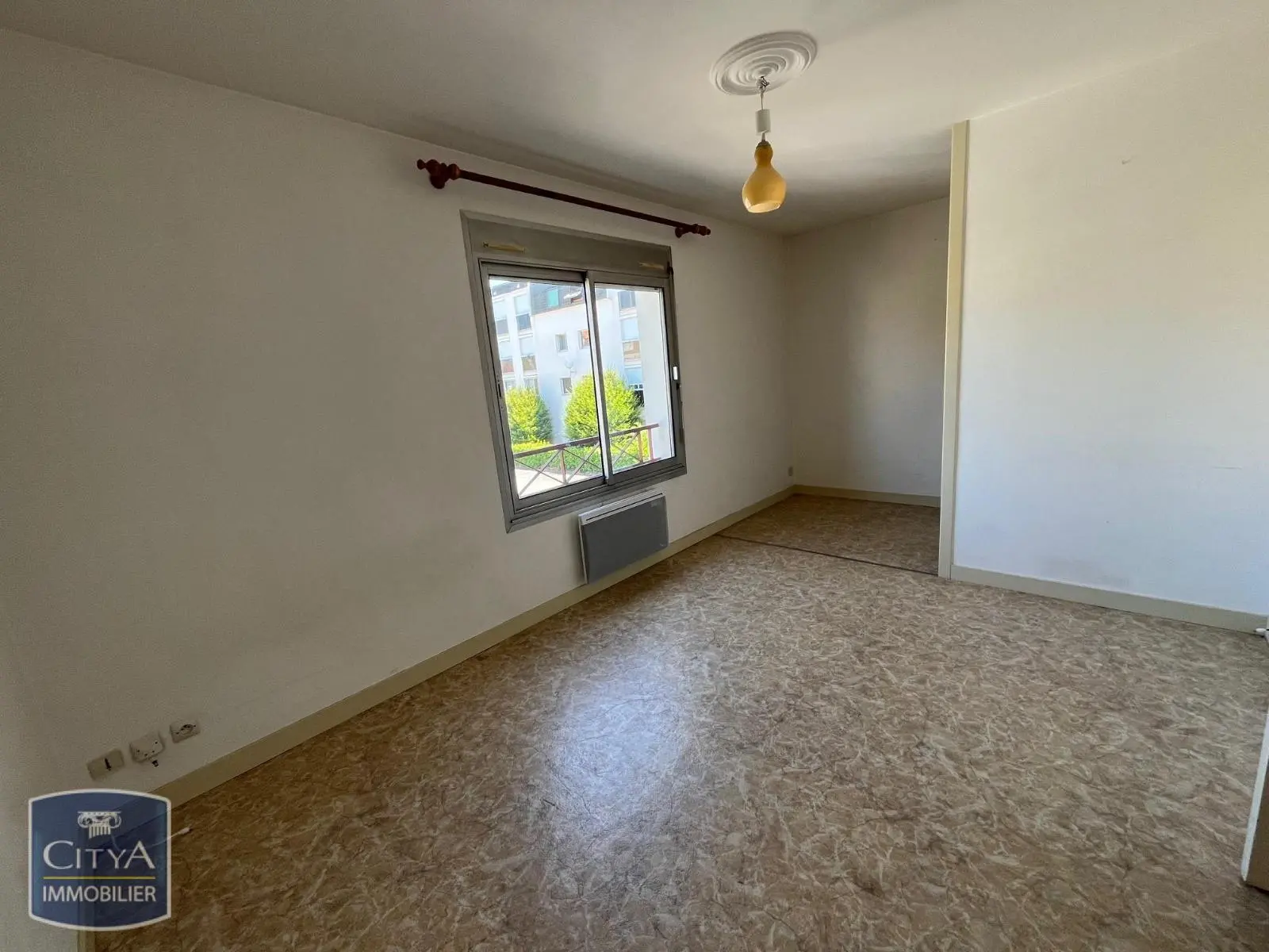 Photo 1 Appartement 1 pièce 25.45m²