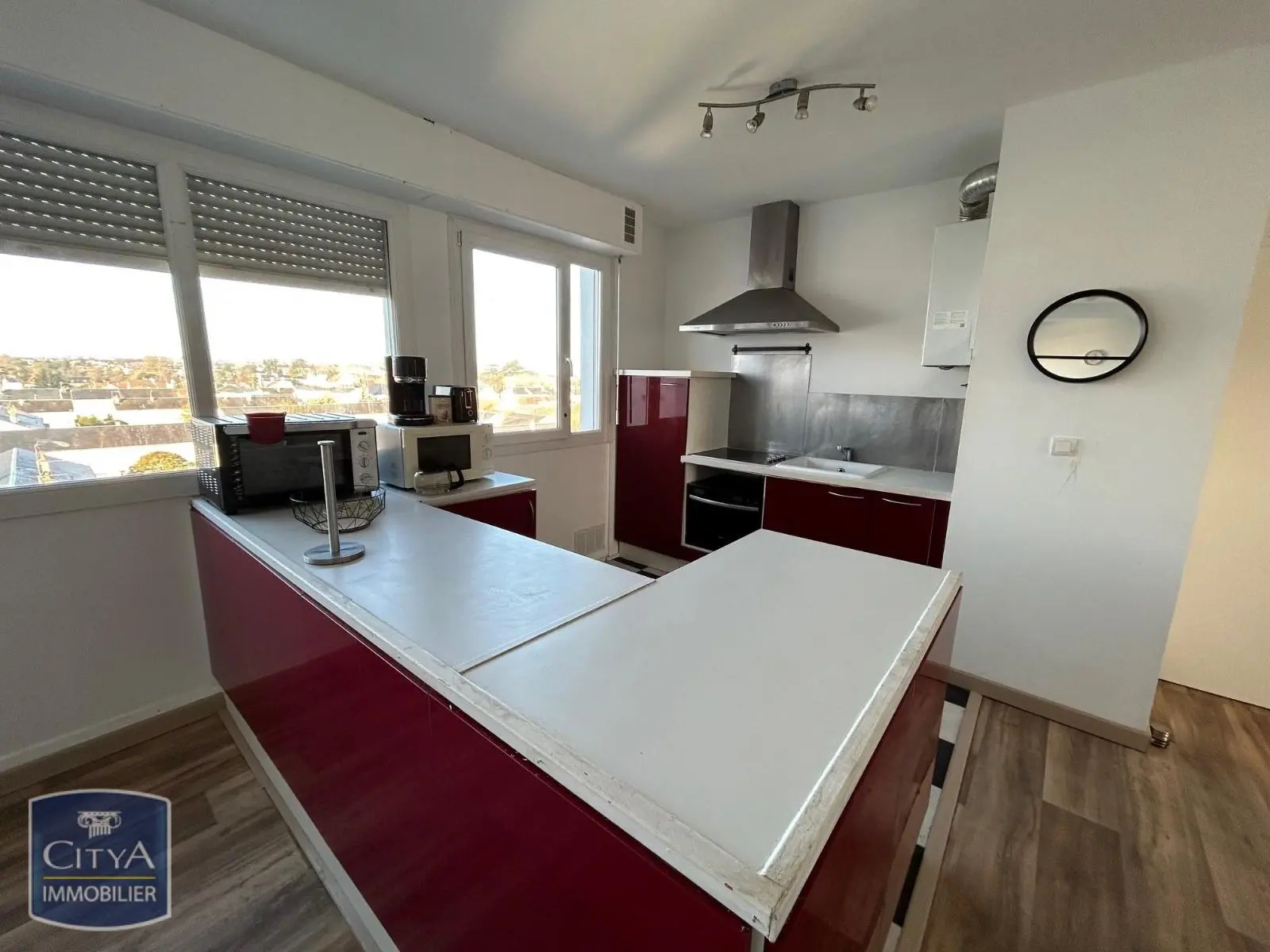 Photo 1 Appartement 4 pièces 83.98m²