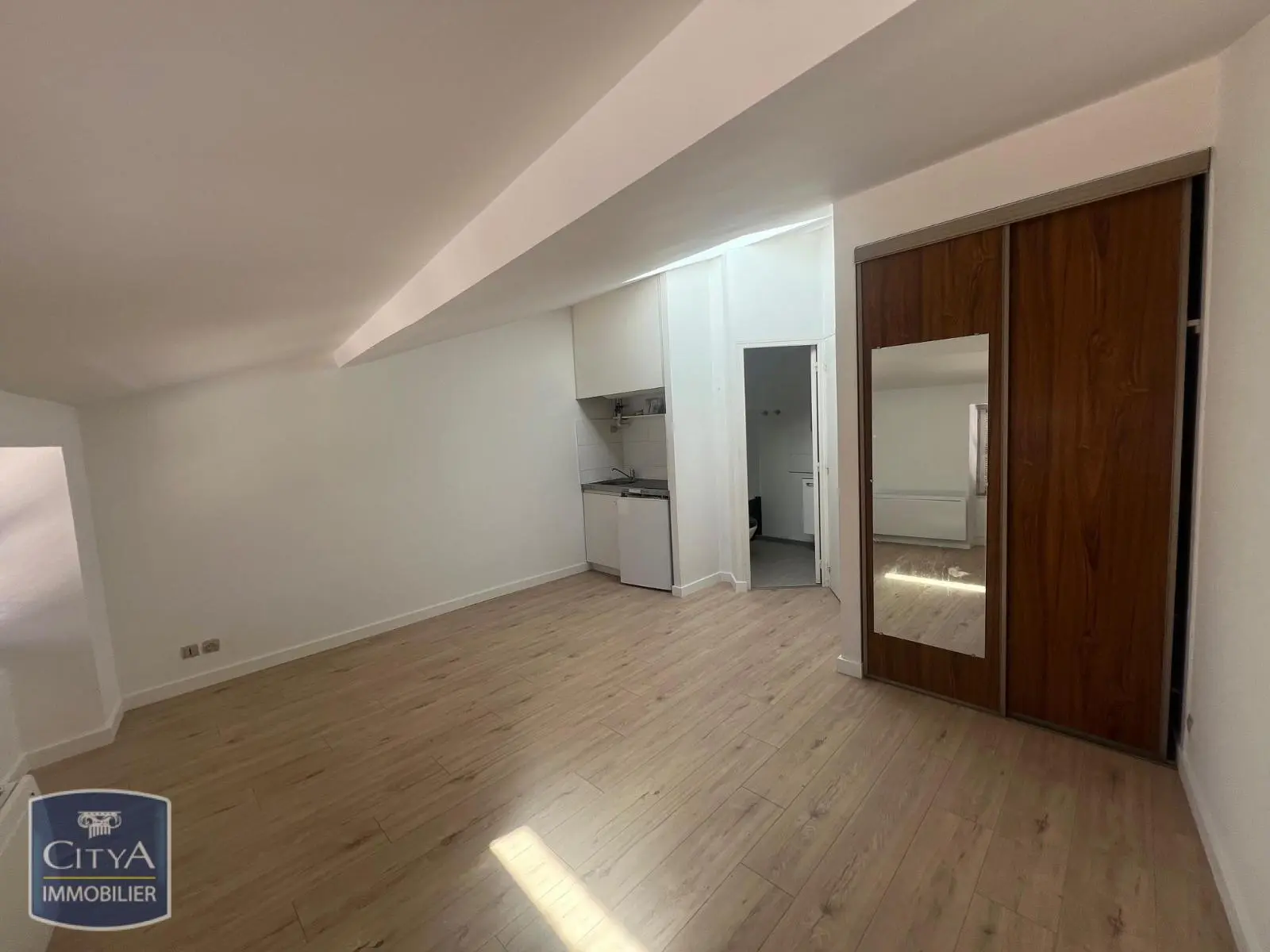 Photo 5 Appartement 1 pièce 17.6m²